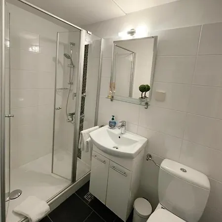 Anne Apartment
